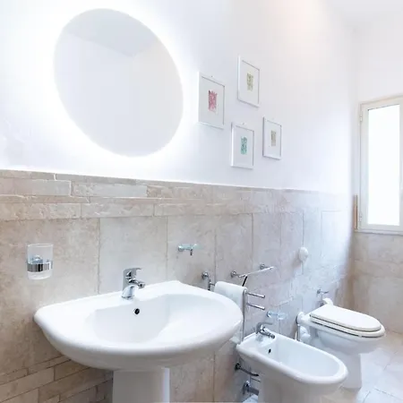 Apartamento I Tri Aranci Di Piazza Politeama *